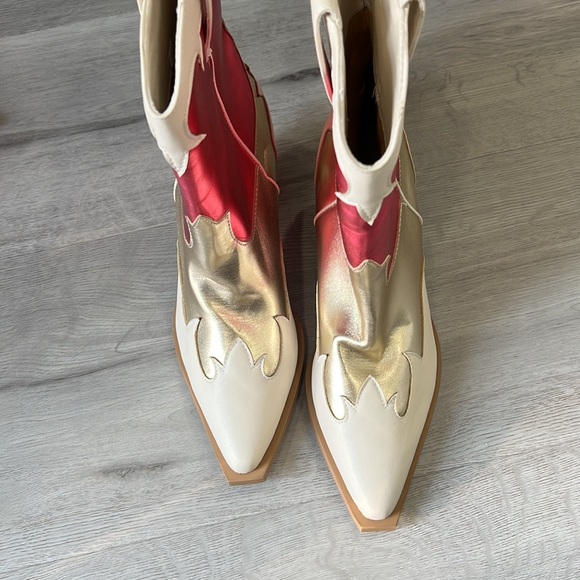 Billini Urie Ankle Boots - Pink & Ivory size 6 western - Picture 4 of 7